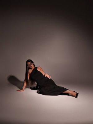 Лилия, ню-фото